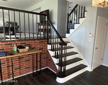 15 Cooper Avenue - Photo Thumbnail 1