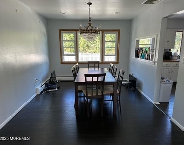15 Cooper Avenue - Photo Thumbnail 3