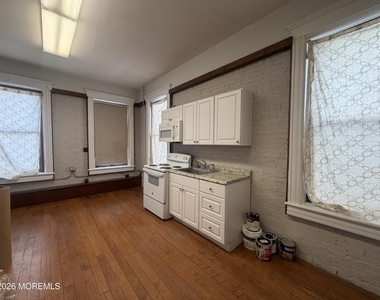 23 W Main Street - Photo Thumbnail 2