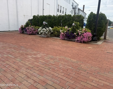 23 W Main Street - Photo Thumbnail 12