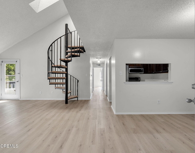 4403 Aberdeen Drive - Photo Thumbnail 14
