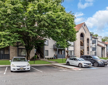 4403 Aberdeen Drive - Photo Thumbnail 2