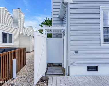 90 Spinnaker Court - Photo Thumbnail 23