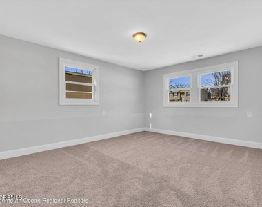 27 Oak Leaf Lane - Photo Thumbnail 16