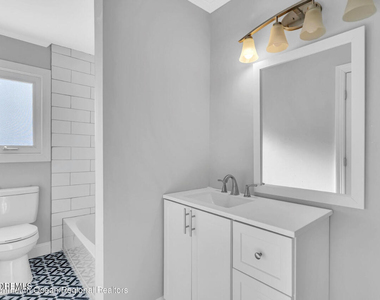 27 Oak Leaf Lane - Photo Thumbnail 8