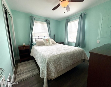 63 Lawrence Drive - Photo Thumbnail 14