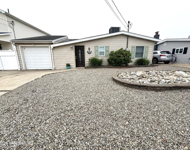 63 Lawrence Drive - Photo Thumbnail 1