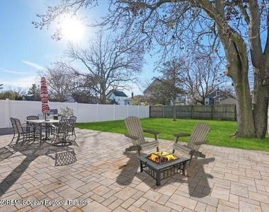 18 Catherine Street - Photo Thumbnail 11