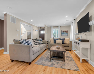 18 Catherine Street - Photo Thumbnail 2