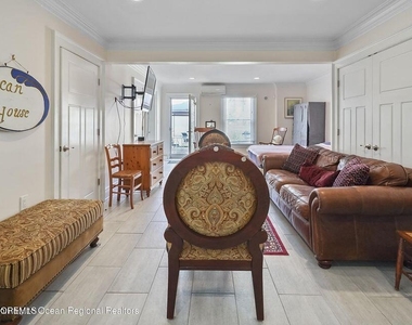 220 Marine Place - Photo Thumbnail 6
