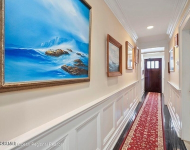 220 Marine Place - Photo Thumbnail 3