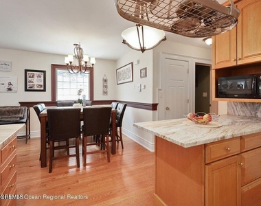 220 Marine Place - Photo Thumbnail 19