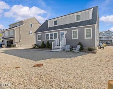 356 Morris Boulevard - Photo Thumbnail 3