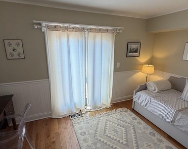 25 Meadow Avenue - Photo Thumbnail 8
