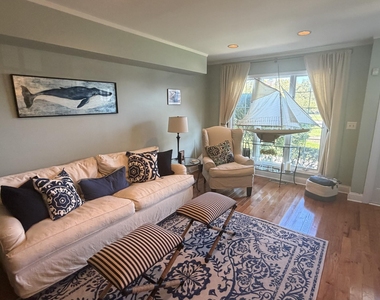 25 Meadow Avenue - Photo Thumbnail 2
