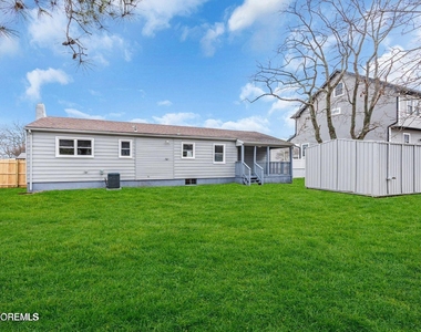 382 Dogwood Drive - Photo Thumbnail 18
