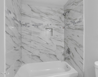 382 Dogwood Drive - Photo Thumbnail 10