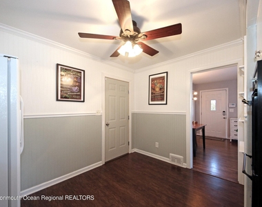 18 Crestview Drive - Photo Thumbnail 14