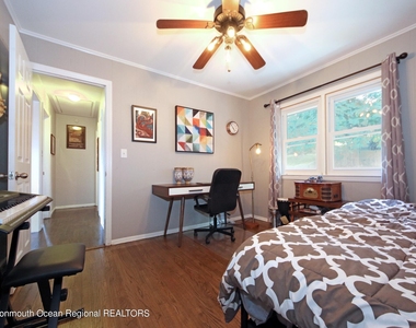 18 Crestview Drive - Photo Thumbnail 18