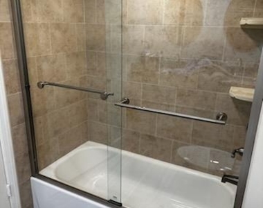 178 Amberly Drive - Photo Thumbnail 4