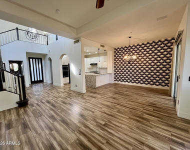 20802 N Grayhawk Drive - Photo Thumbnail 5