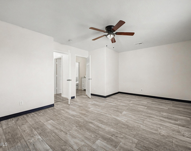 6116 S Borego Road - Photo Thumbnail 17