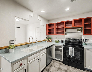 6116 S Borego Road - Photo Thumbnail 11