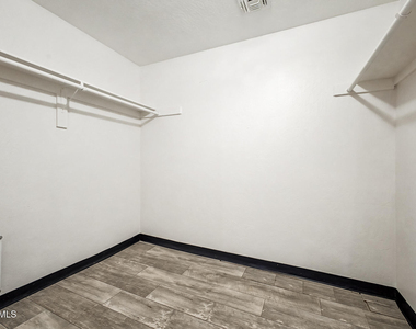 6116 S Borego Road - Photo Thumbnail 18