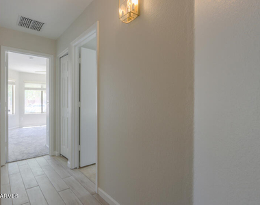 41740 W Sunland Drive - Photo Thumbnail 22