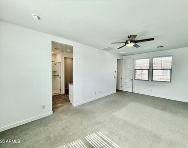 9923 E Tillman Avenue - Photo Thumbnail 20