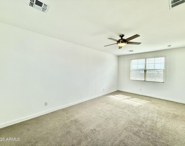 9923 E Tillman Avenue - Photo Thumbnail 19