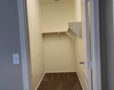 19165 N Ventana Lane - Photo Thumbnail 22