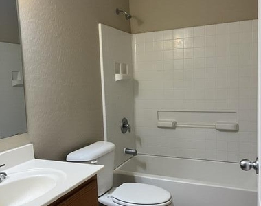 19165 N Ventana Lane - Photo Thumbnail 20