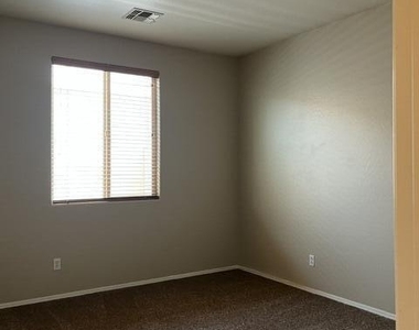 19165 N Ventana Lane - Photo Thumbnail 21
