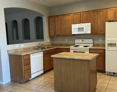 19165 N Ventana Lane - Photo Thumbnail 6