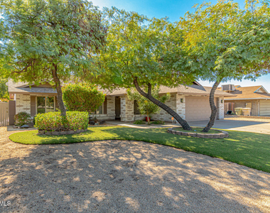 6243 W Cholla Street - Photo Thumbnail 1