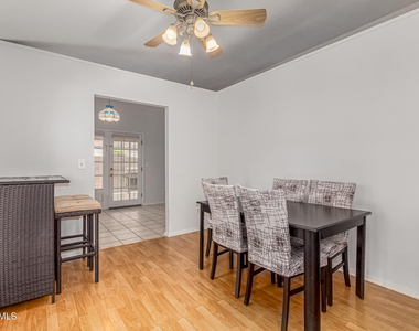 6243 W Cholla Street - Photo Thumbnail 11