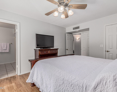 6243 W Cholla Street - Photo Thumbnail 20