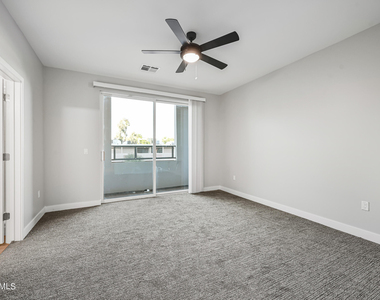 1023 W 5th Street - Photo Thumbnail 16