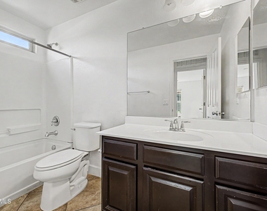 16332 W Moreland Street - Photo Thumbnail 25