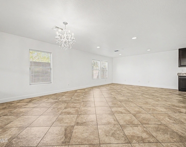 16332 W Moreland Street - Photo Thumbnail 2