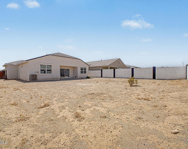 24056 W Watkins Street - Photo Thumbnail 27