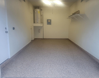 8888 N 47th Avenue - Photo Thumbnail 1