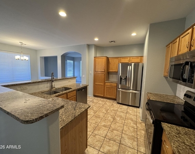 11562 W La Reata Avenue - Photo Thumbnail 4