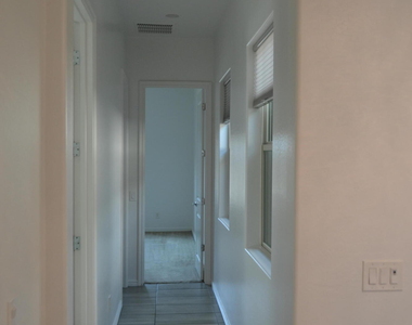 9644 E Thatcher Avenue - Photo Thumbnail 16