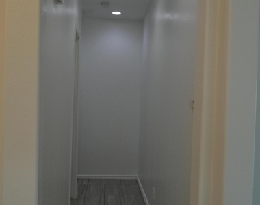 9644 E Thatcher Avenue - Photo Thumbnail 12