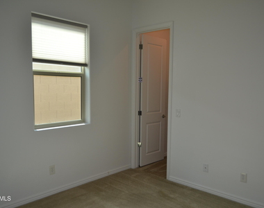 9644 E Thatcher Avenue - Photo Thumbnail 18