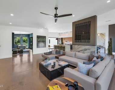75 E Griswold Road - Photo Thumbnail 12