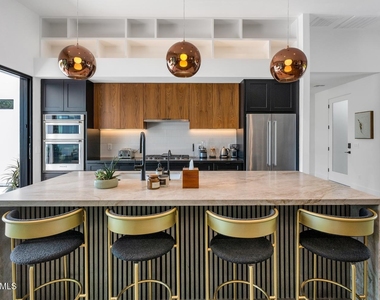 75 E Griswold Road - Photo Thumbnail 9