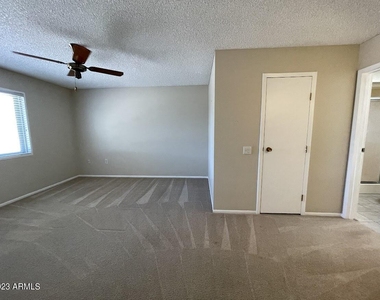 16810 N Boswell Boulevard - Photo Thumbnail 18